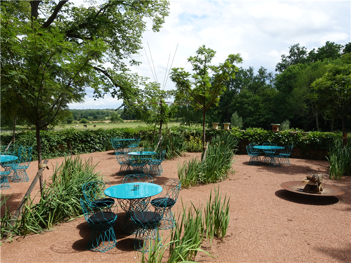 garden terrace seating